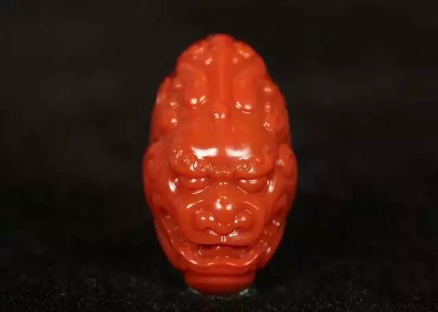 文玩大神带你探索南红、蜜蜡无人知晓的潜规则！